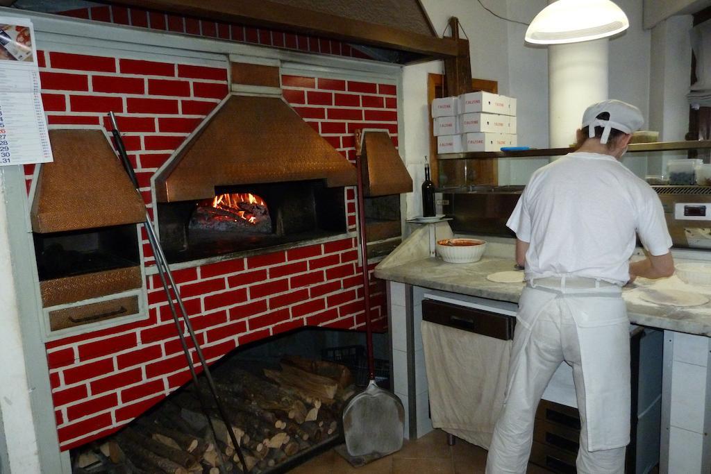 Albergo Ristorante Gori Ameglia Buitenkant foto